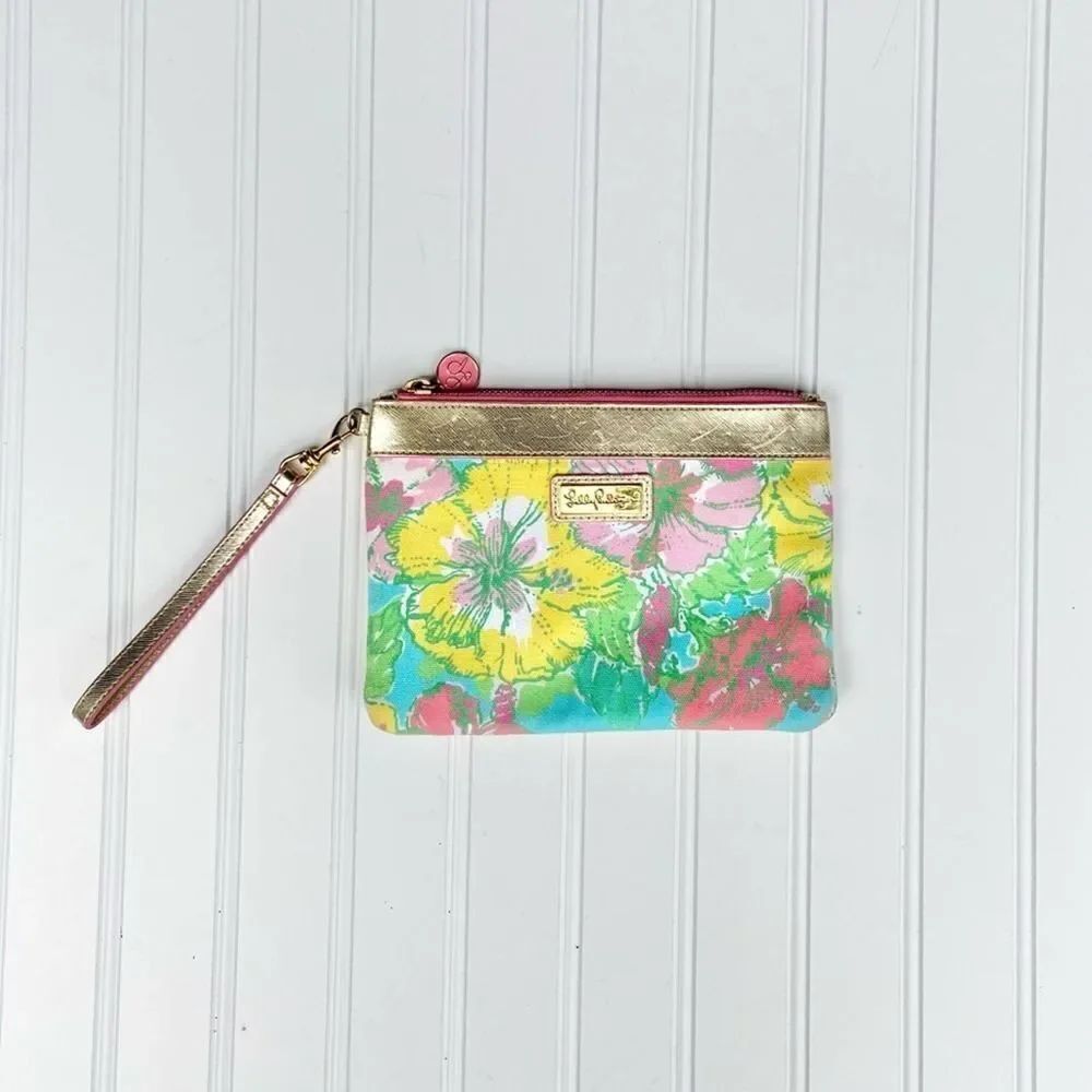 Lilly Pulitzer Wanderlust Wristlet - floral